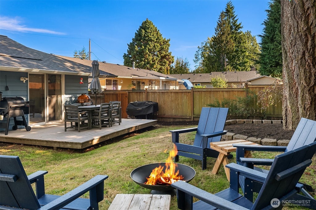 Photo of 3917 NE 11th Place, Renton, WA 98056 (MLS # 2592422)