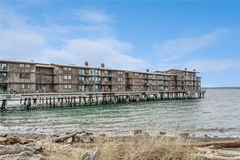 3717 Beach Drive SW Unit 319, Seattle, WA 98116 - MLS#: 2337964