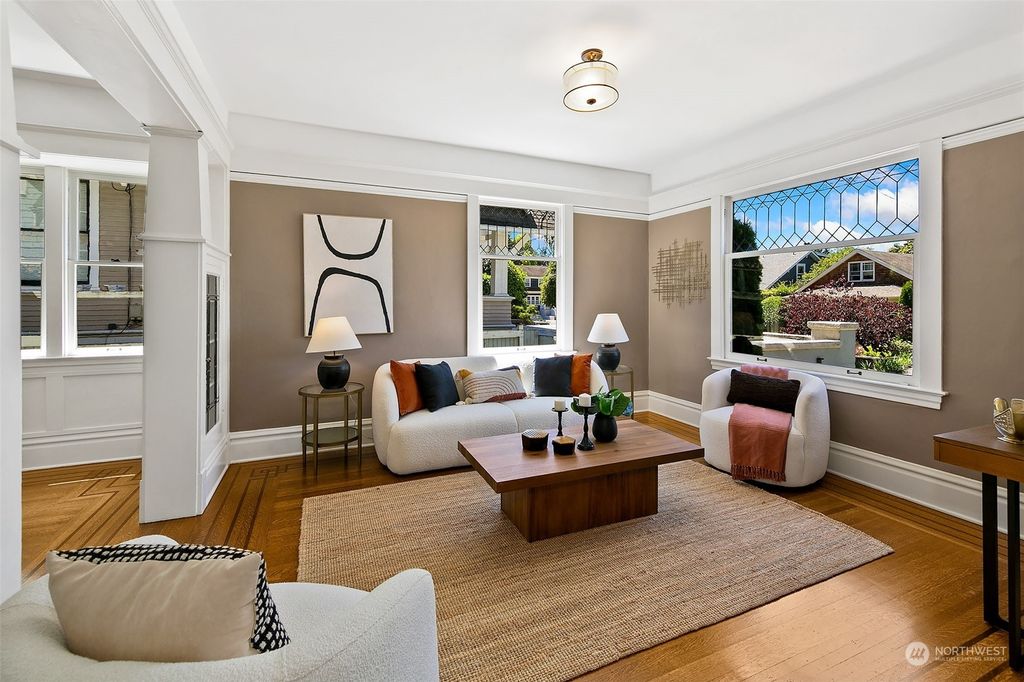 Photo of 2014 Nob Hill Avenue N, Seattle, WA 98109 (MLS # 2141439)