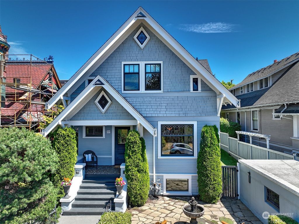 Photo of 2014 Nob Hill Avenue N, Seattle, WA 98109 (MLS # 2141439)