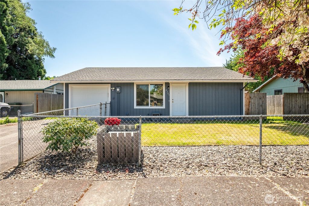 Photo of 4703 Merlin Street, Longview, WA 98632 (MLS # 2517729)