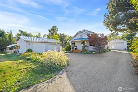 Photo of 3895 Bancroft Road, Bellingham, WA 98225 (MLS # 2441857)