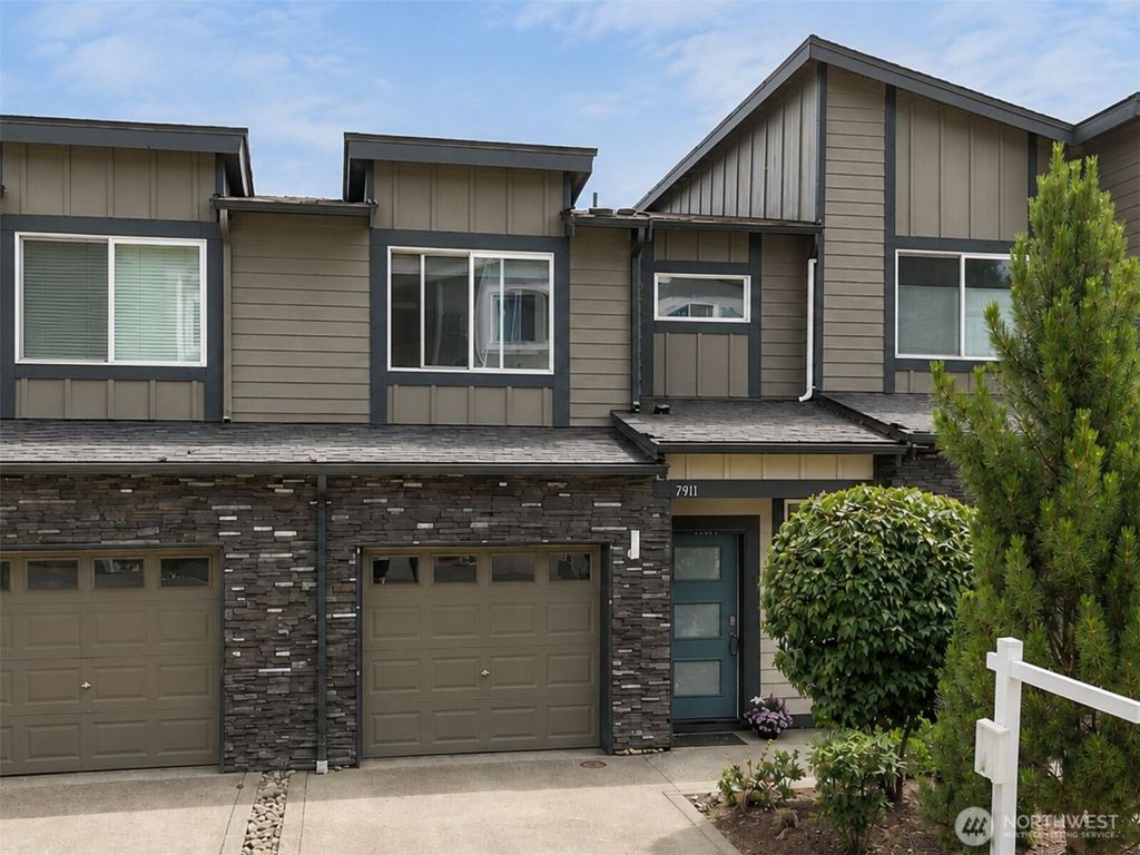 Photo of 7911 19th Drive SE, Everett, WA 98203 (MLS # 2550421)