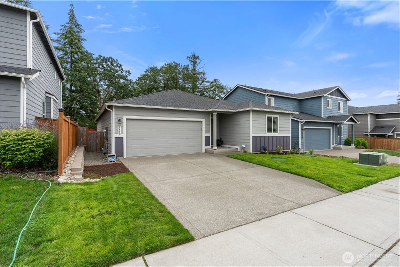 2410 Cantergrove Drive SE