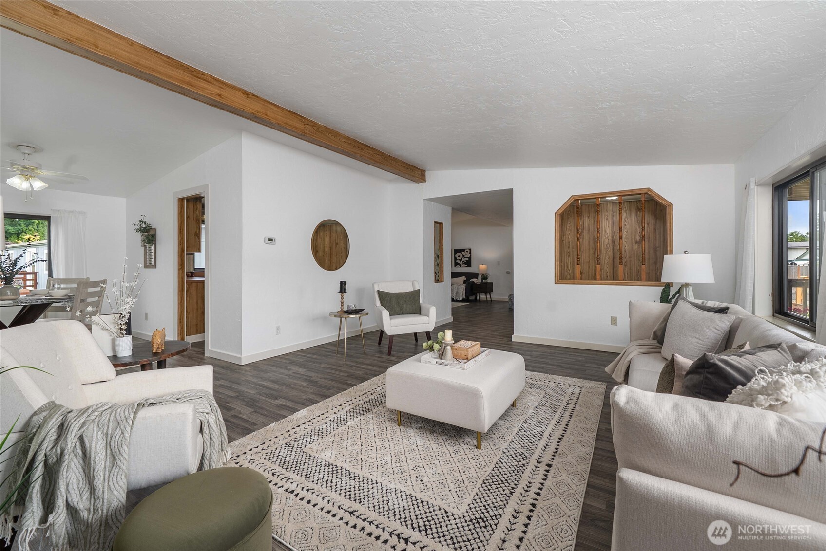 111 Aspen Lane S