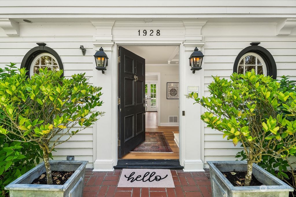 Photo of 1928 Shenandoah Drive E, Seattle, WA 98112 (MLS # 2312385)