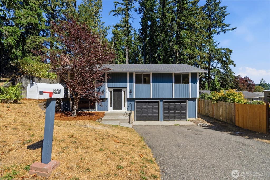 Photo of 2715 Lodgepole Drive SE, Port Orchard, WA 98366 (MLS # 2575236)