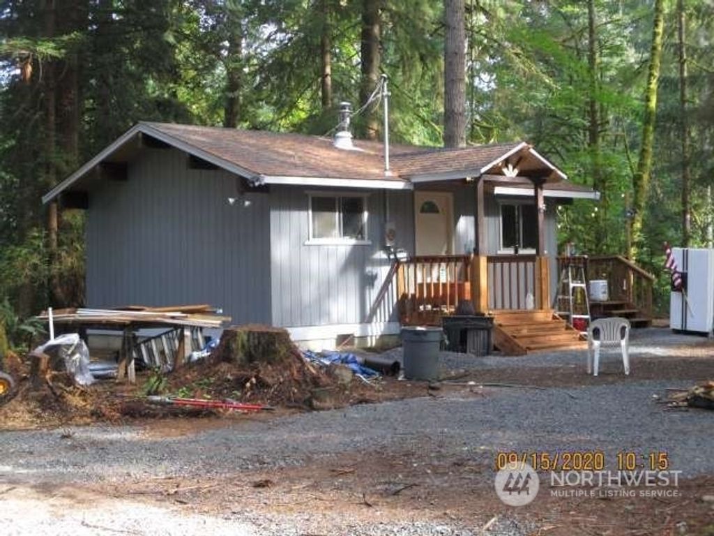 Photo of 1815 237th Drive NE, Granite Falls, WA 98290 (MLS # 2058320)