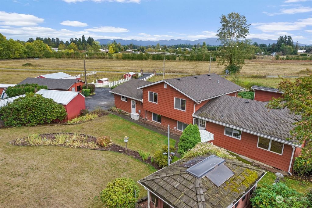 Photo of 38029 188th Avenue SE, Auburn, WA 98092 (MLS # 2166389)