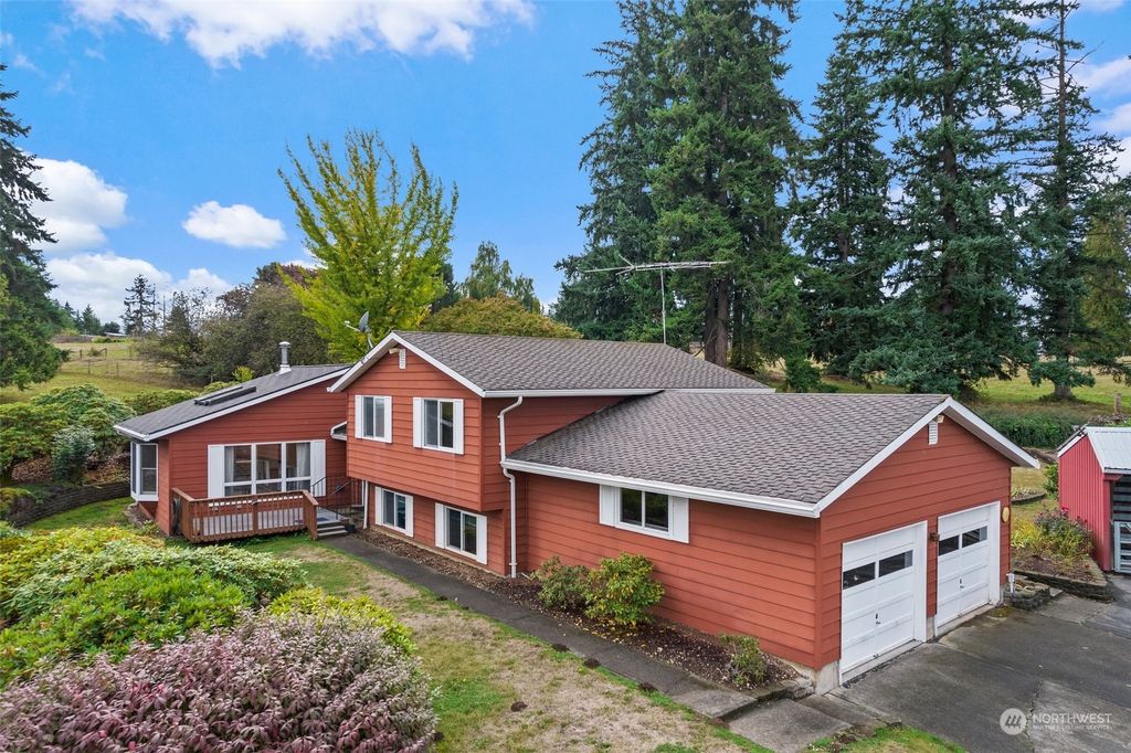 Photo of 38029 188th Avenue SE, Auburn, WA 98092 (MLS # 2166389)