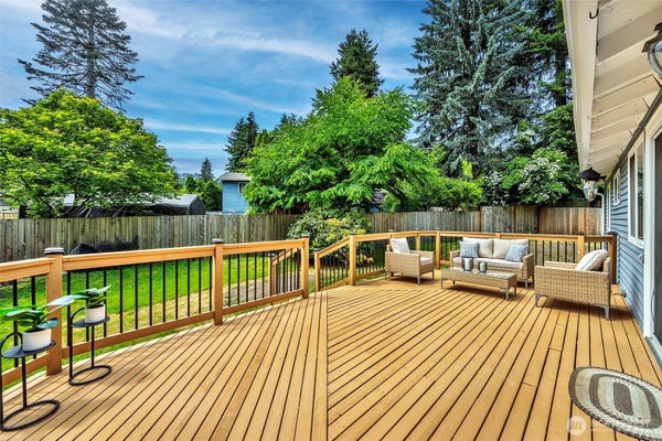 12815 98TH PL NE, KIRKLAND, WA 98034 - Image b5efd47544d416092de331d33d2797d2/2178576025
