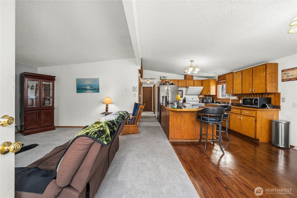 Photo of 27224 122nd Avenue SE, Kent, WA 98030 (MLS # 2592613)
