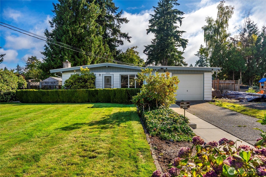 Photo of 27224 122nd Avenue SE, Kent, WA 98030 (MLS # 2592613)
