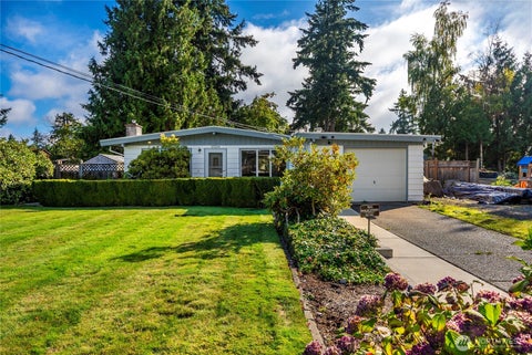Photo of 27224 122nd Avenue SE, Kent, WA 98030 (MLS # 2592613)