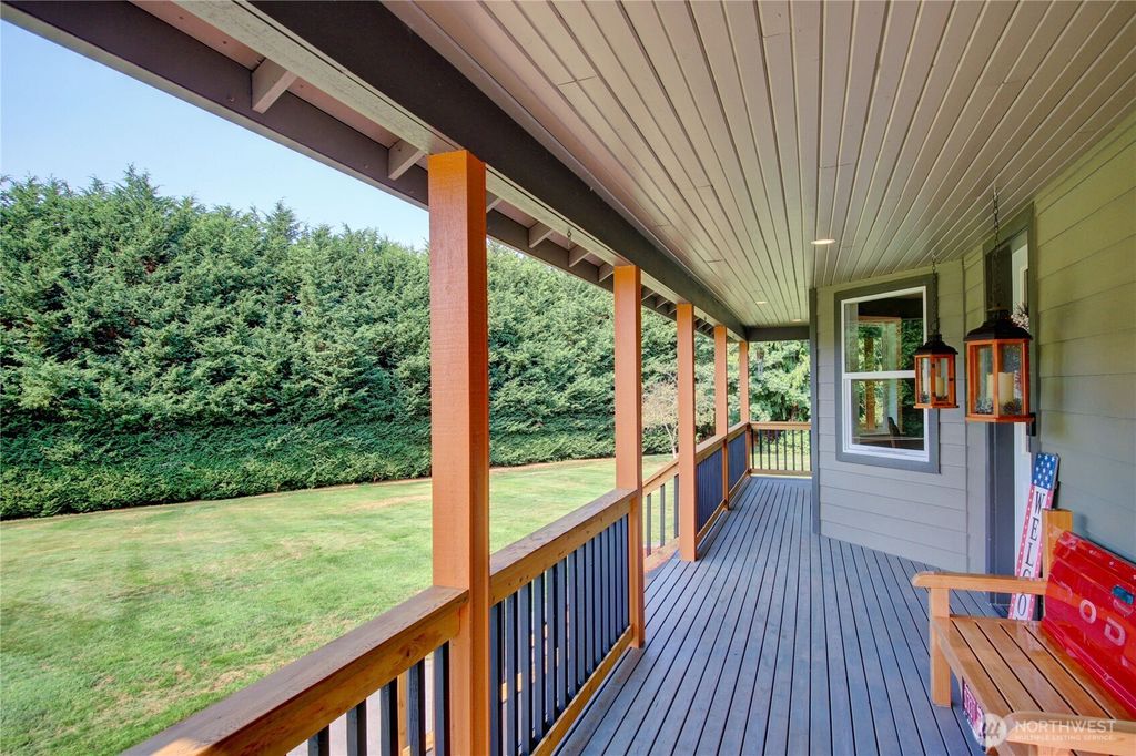 Photo of 16929 Maplewood Lane, Bow, WA 98232 (MLS # 2498281)