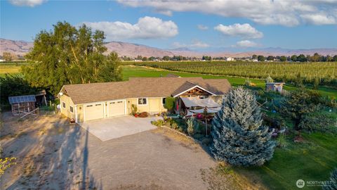 Photo of 129 Robinson Canyon Road, Omak, WA 98841 (MLS # 2425651)