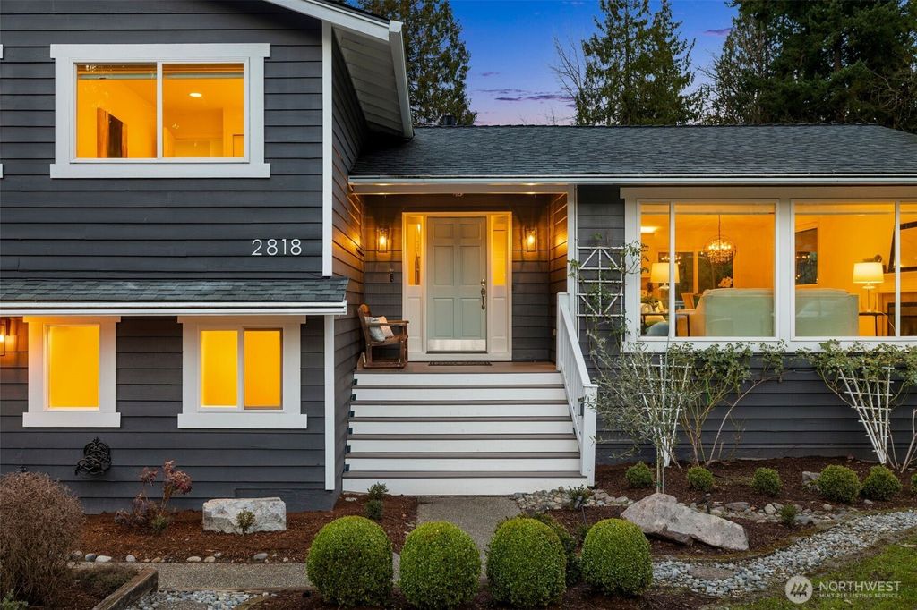 Photo of 2818 183rd Avenue NE, Redmond, WA 98052 (MLS # 2478736)