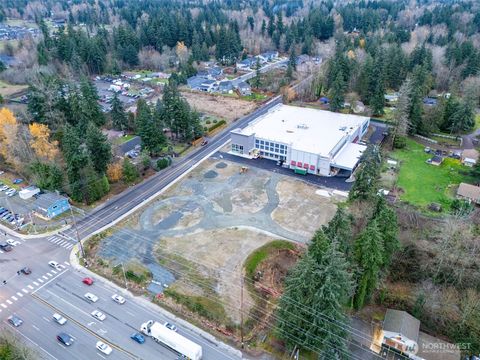 15215 Canyon Road E Puyallup WA 98375