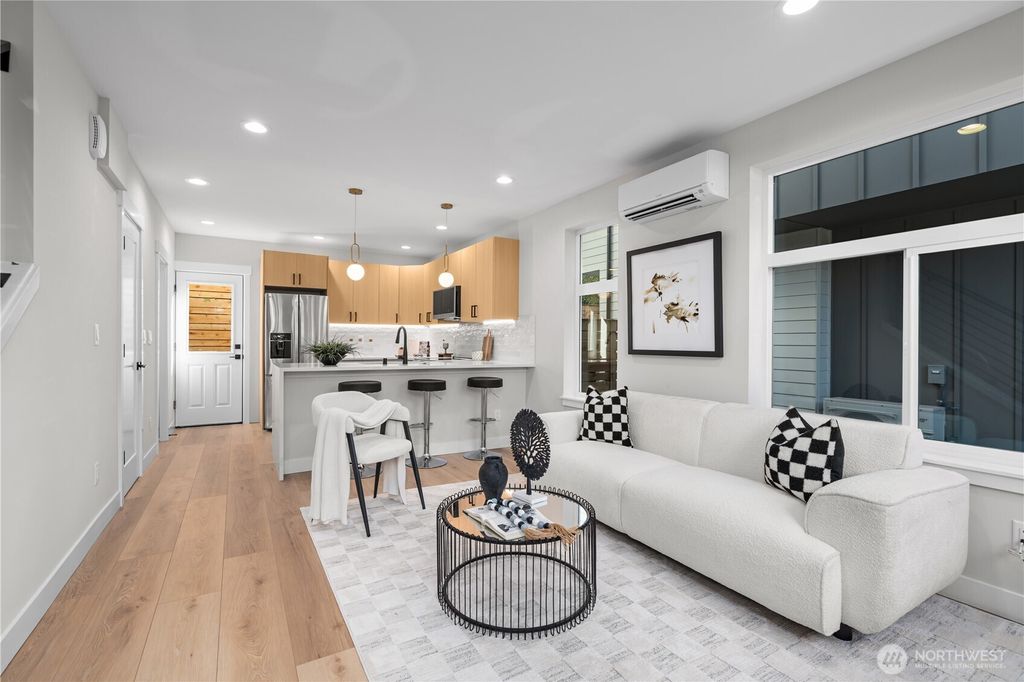 Photo of 9228 22nd Avenue SW #B, Seattle, WA 98106 (MLS # 2440992)