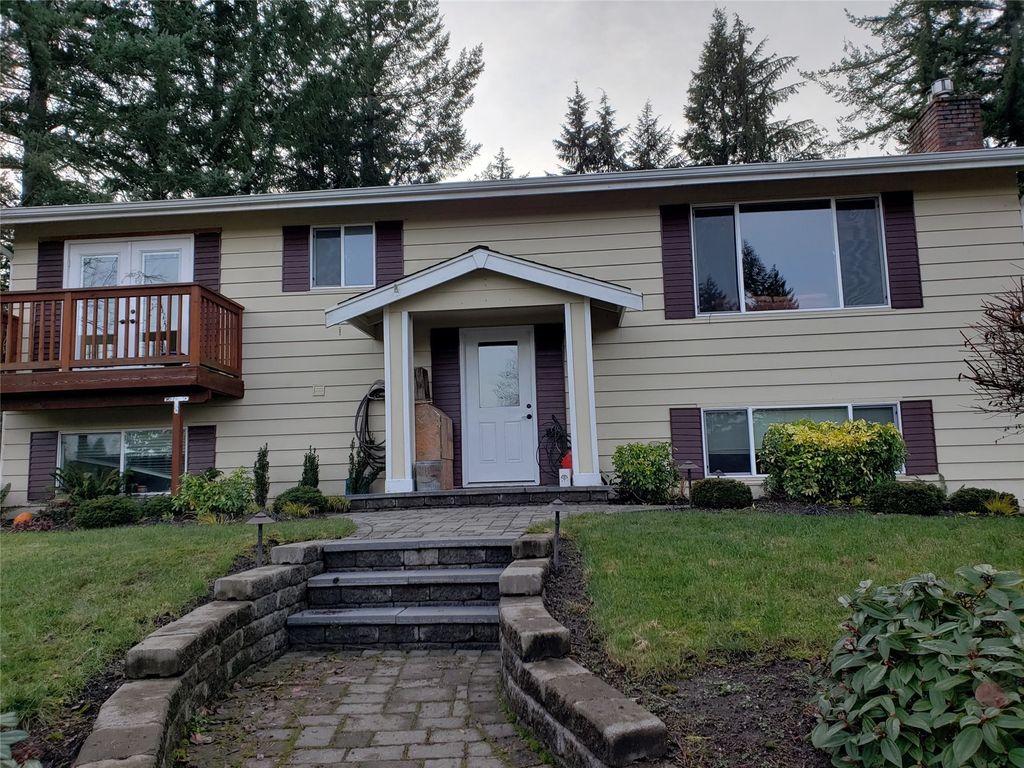 Photo of 20809 253rd Avenue SE, Maple Valley, WA 98038 (MLS # 2386731)