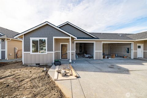 823 Parkland Loop, Sedro Woolley, WA 98284 - MLS#: 2319327