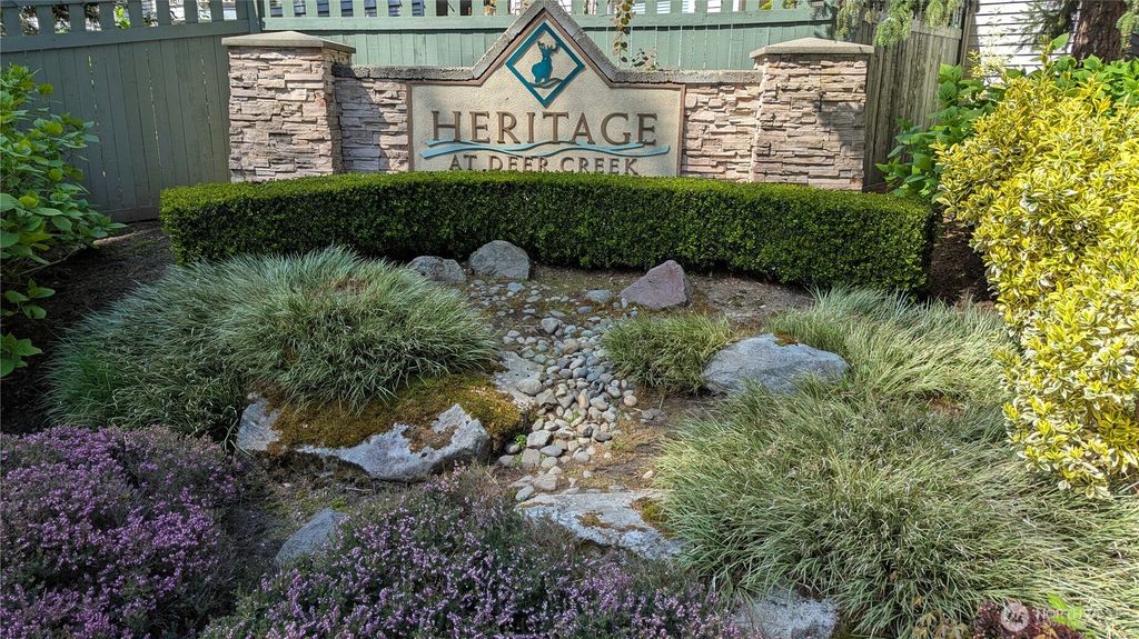 Photo of 12530 Admiralty Way #F-201, Everett, WA 98204 (MLS # 2386492)