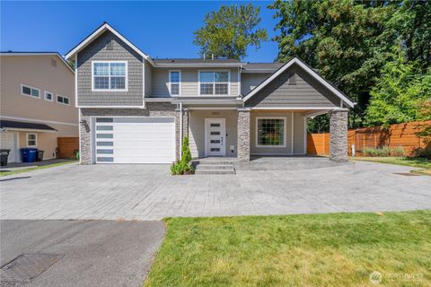 Photo of 13903 30th Place S, SeaTac, WA 98168 (MLS # 2445040)
