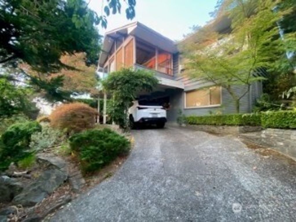 Photo of 3430 39th Avenue W, Seattle, WA 98119 (MLS # 2444412)