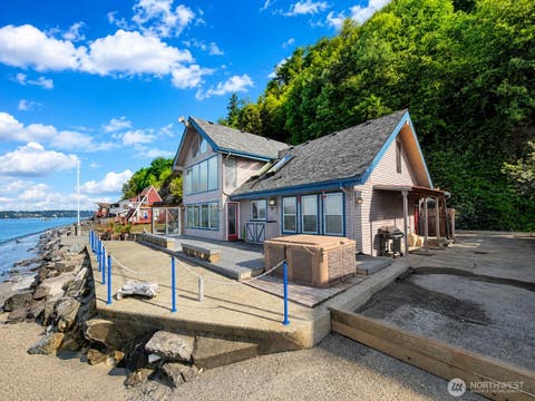 Photo of 14 H South Beach Drive, Hat Island, WA 98206 (MLS # 2539706)