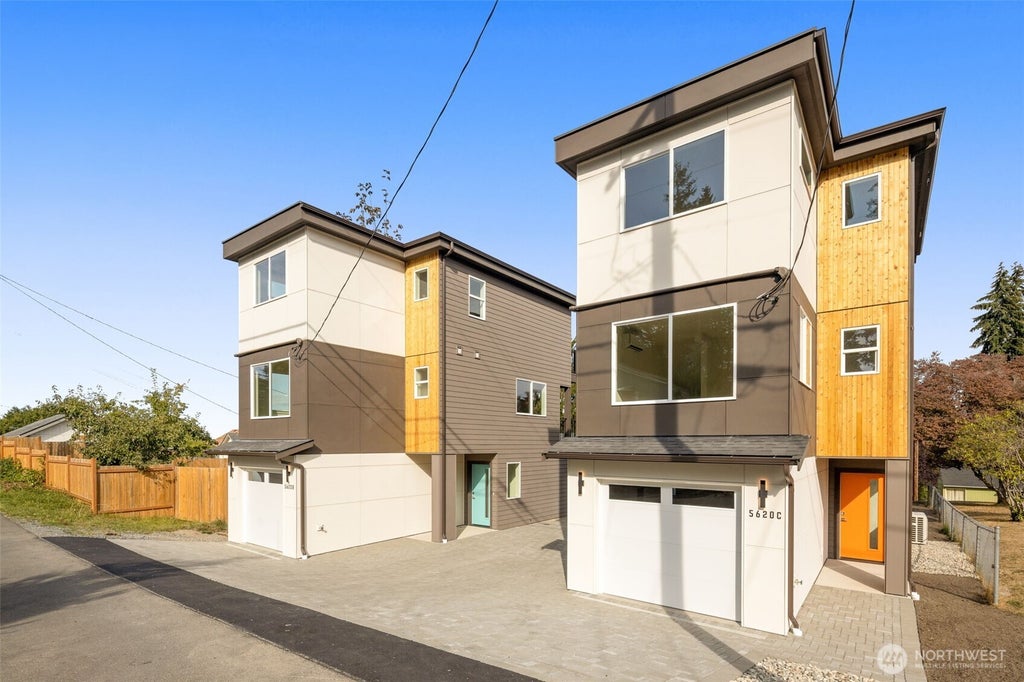 Photo of 5620 Wetmore Avenue #C, Everett, WA 98203 (MLS # 2593196)