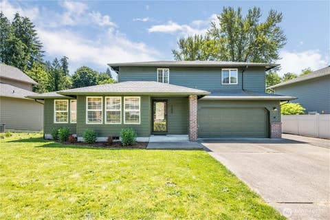 Photo of 104 Cedar Falls Drive, Kelso, WA 98626 (MLS # 2532924)