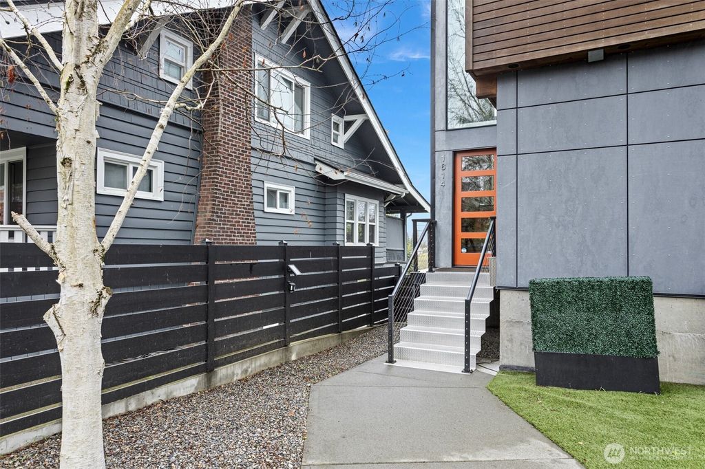 Photo of 1614 26th Avenue, Seattle, WA 98122 (MLS # 2352800)