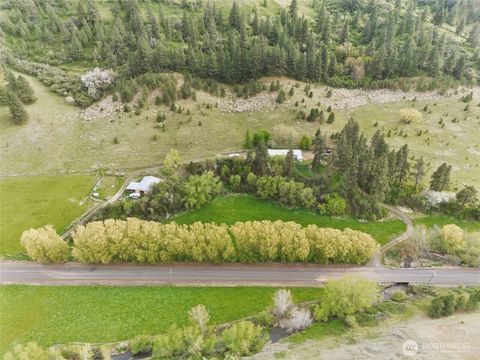 Photo of 938 Patit Road, Dayton, WA 99328 (MLS # 2511099)