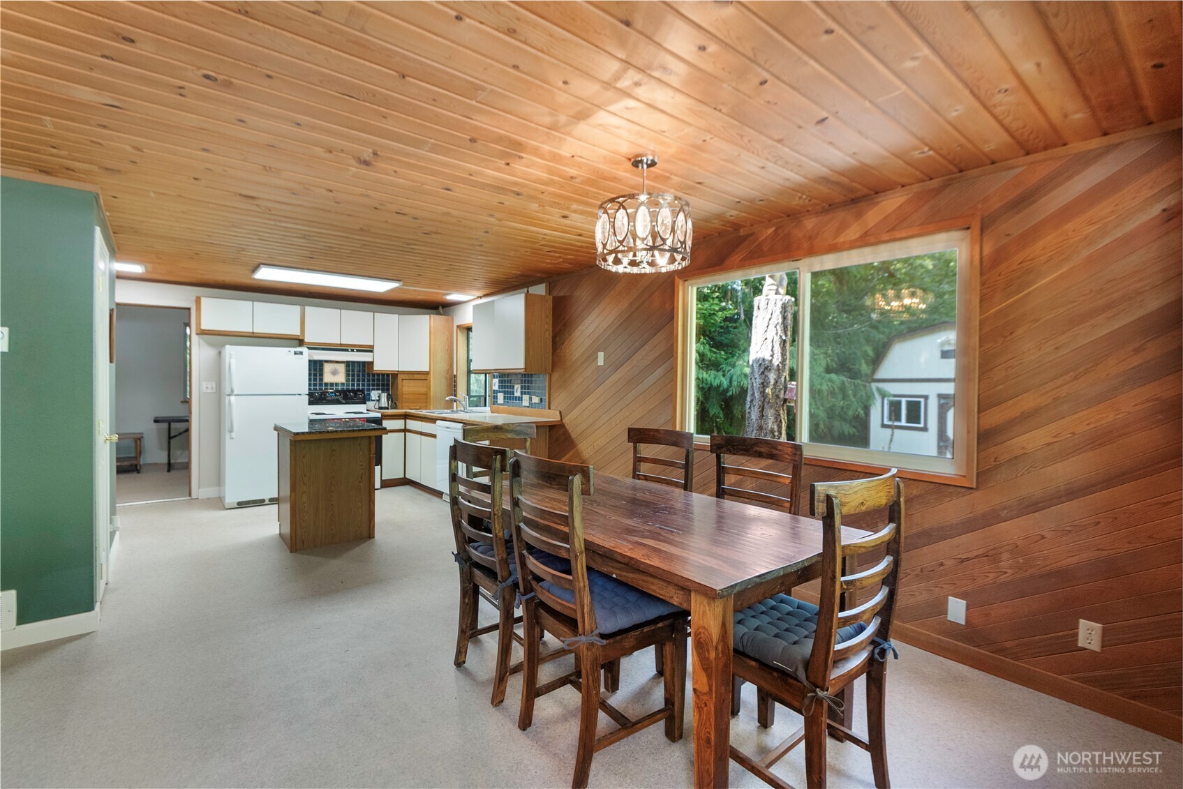 141 N Handicap Place