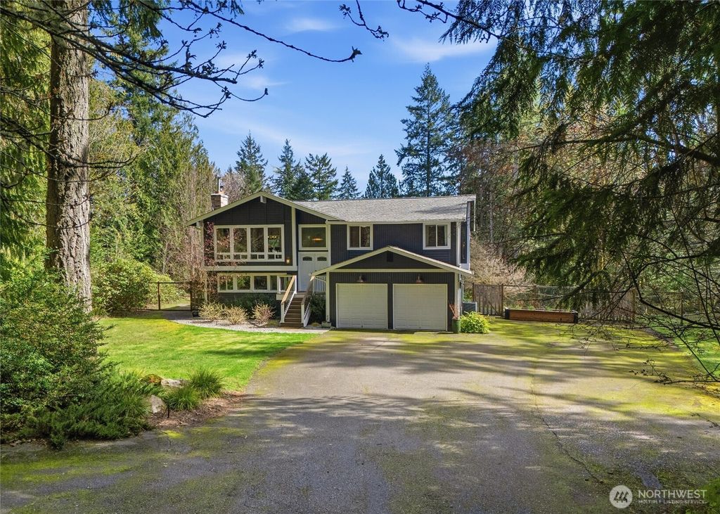Photo of 2065 Opdal Rd Rd E, Port Orchard, WA 98366 (MLS # 2498071)