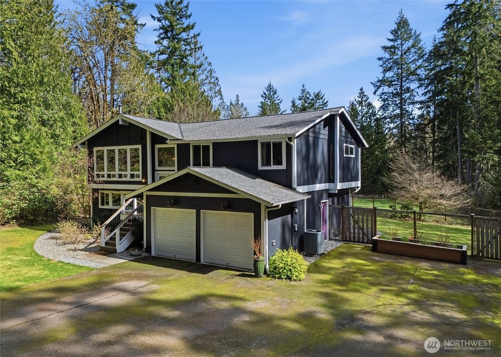 Photo of 2065 Opdal Rd Rd E, Port Orchard, WA 98366 (MLS # 2498071)