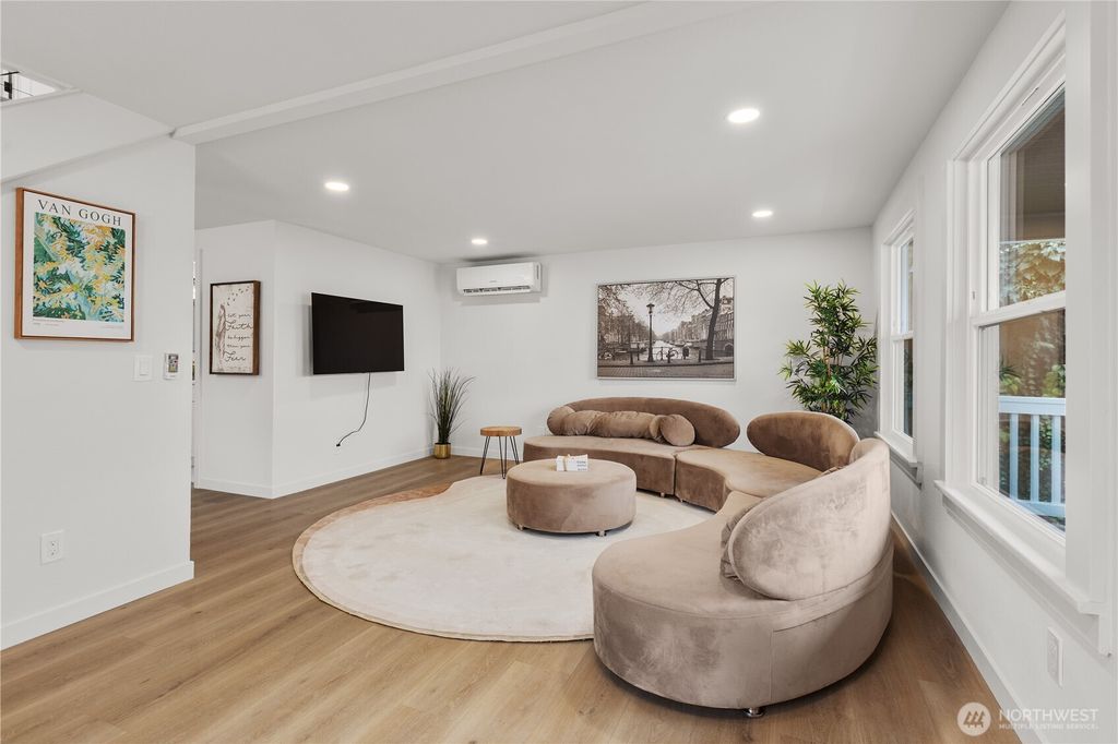 Photo of 644 3RD Avenue S, Kent, WA 98032 (MLS # 2454324)