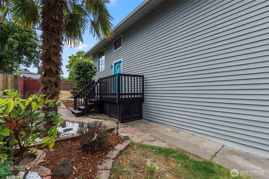 Photo of 5348 N 47th Street, Tacoma, WA 98407 (MLS # 2485515)