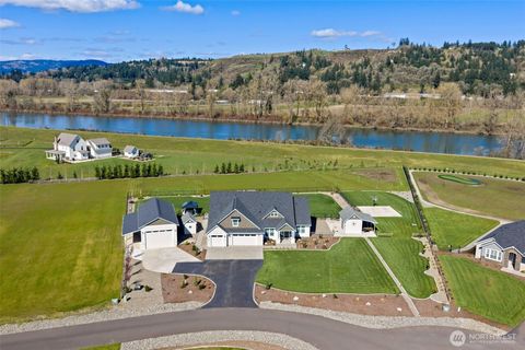 136 KLAZINA Court Woodland WA 98674