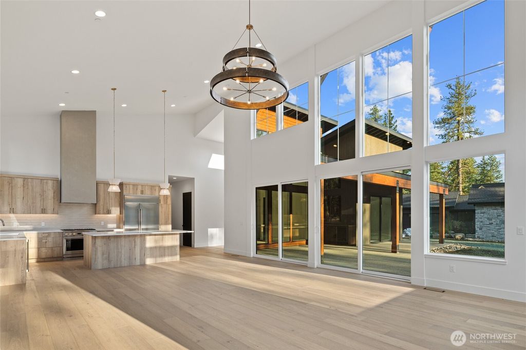 Photo of 1700 Wanawish Loop, Cle Elum, WA 98922 (MLS # 2479216)