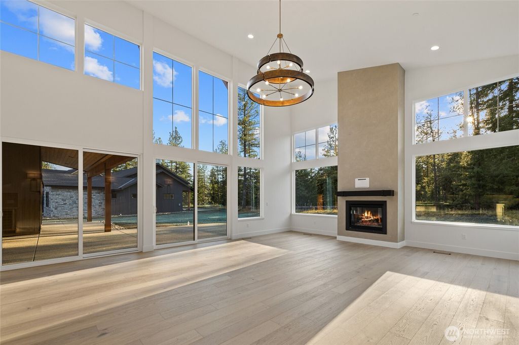 Photo of 1700 Wanawish Loop, Cle Elum, WA 98922 (MLS # 2479216)