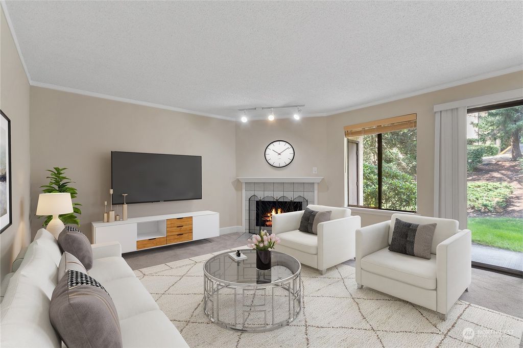 Photo of 14510 124th Avenue NE #E-37, Kirkland, WA 98034 (MLS # 2283325)