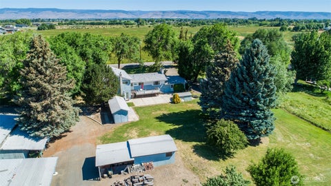Photo of 2208 Judge Ronald Road, Ellensburg, WA 98290 (MLS # 2543660)