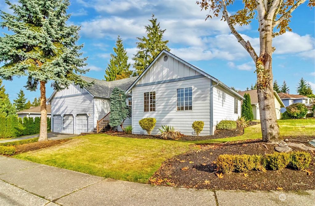 Photo of 13731 64th Drive SE, Snohomish, WA 98296 (MLS # 2013787)