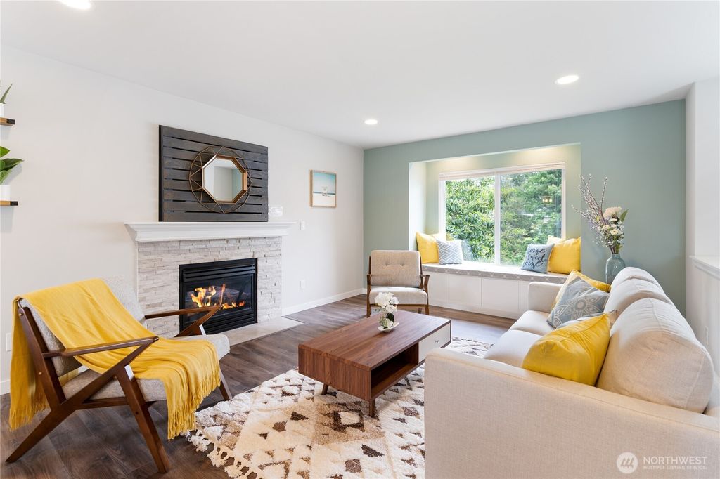 Photo of 10035 B 61st Avenue S, Seattle, WA 98178 (MLS # 2378012)