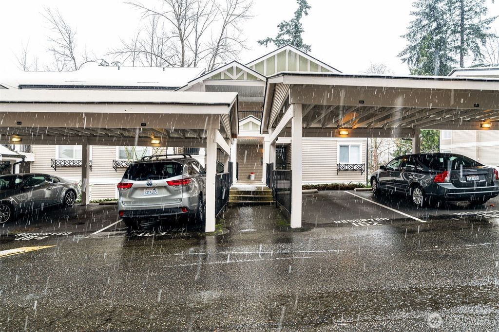 Photo of 11309 NE 128th Street #F104, Kirkland, WA 98034 (MLS # 2493544)