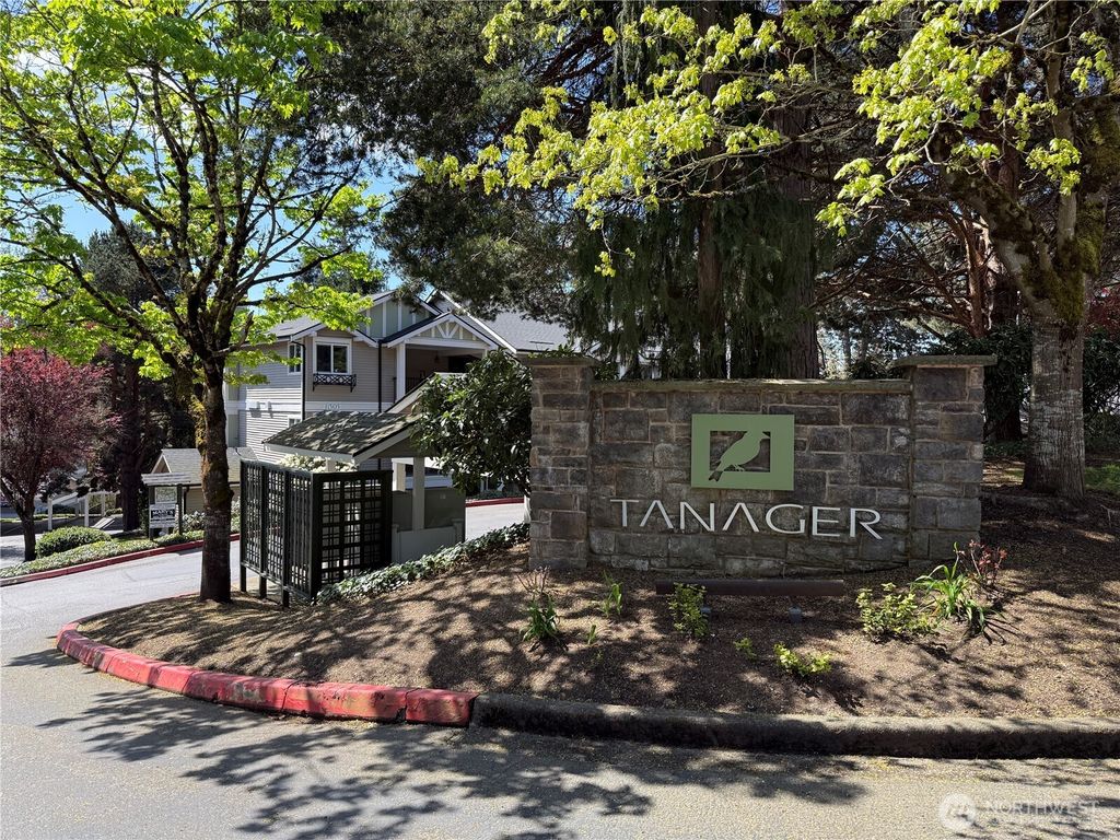 Photo of 11309 NE 128th Street #F104, Kirkland, WA 98034 (MLS # 2493544)
