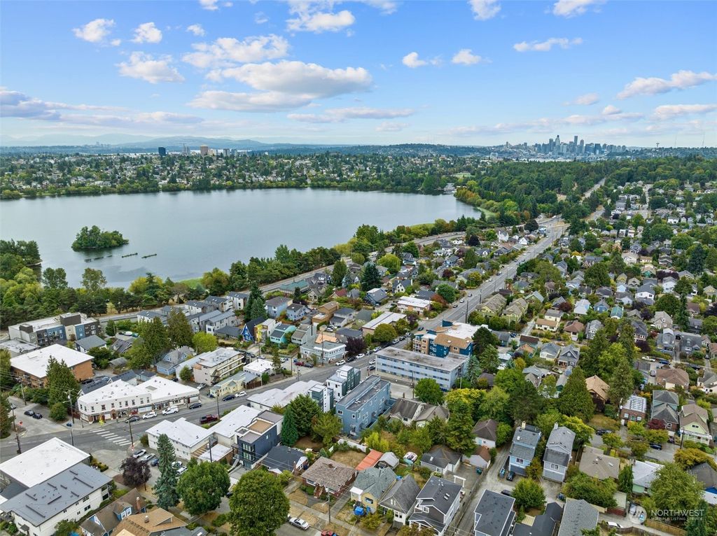Photo of 760 N 72nd Street #B, Seattle, WA 98103 (MLS # 2161977)
