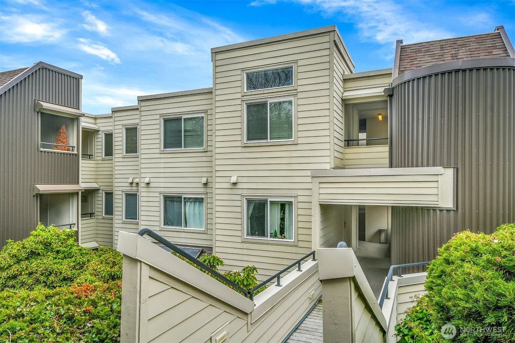 Photo of 7511 Old Redmond Rd Rd #406, Redmond, WA 98052 (MLS # 2340053)