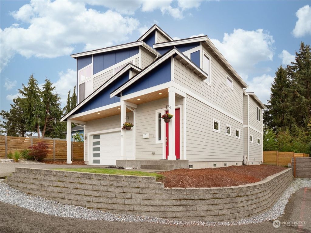 Photo of 2319 S 135th Lane, SeaTac, WA 98168 (MLS # 2307295)